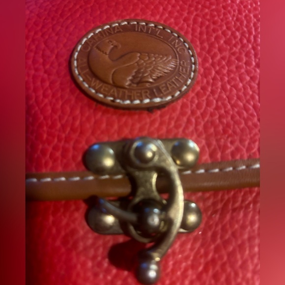 Carina international Inc all weather leather purse - Picture 2 of 4